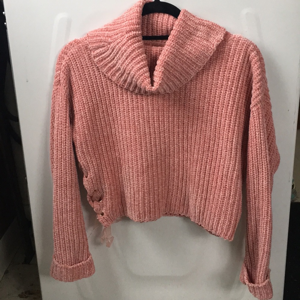 LC Lauren Conrad Crop Sweater